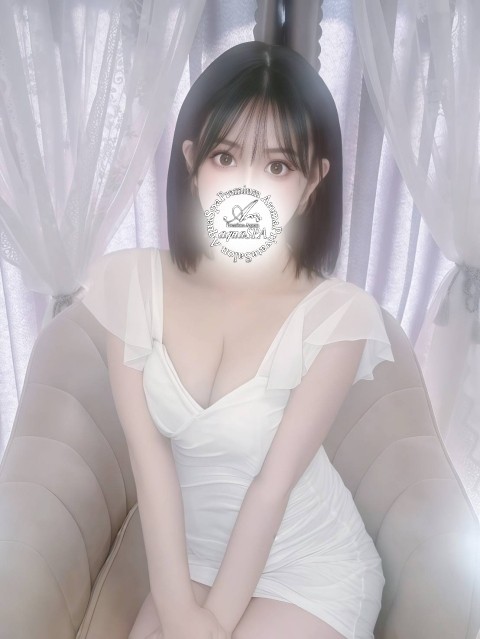 セラピスト 若月 いおり（メンズエステ（メンエス）aqua SPA（アクアスパ）(【大阪】堺筋本町/etc.)の詳細画像1枚目）