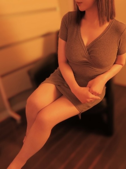 セラピスト 佳つ乃（出張マッサージ美魔女セラピー(出張)の詳細画像1枚目）