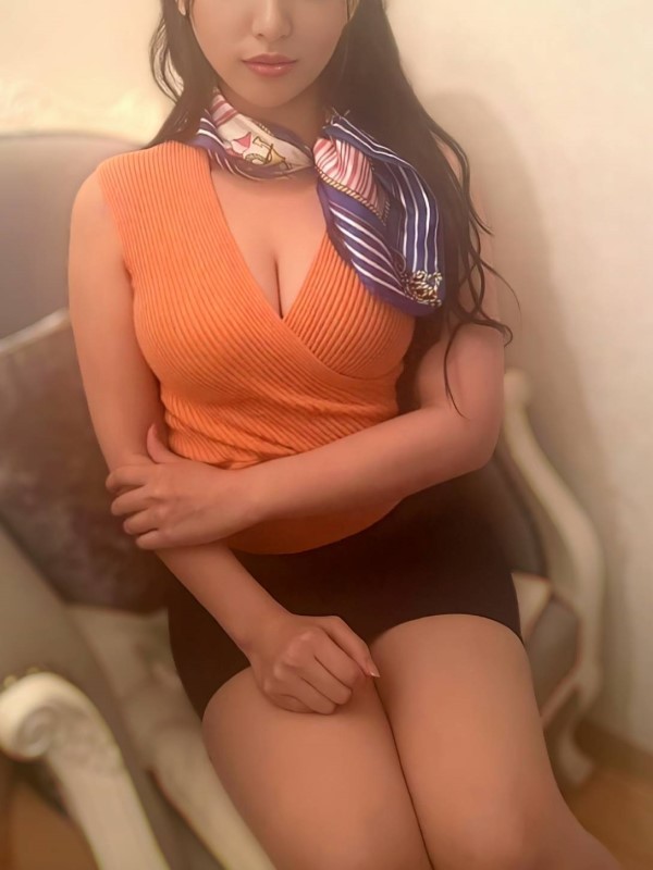 セラピスト 紬みさき（メンズエステBEAUTY AND BEASTの詳細画像1枚目）