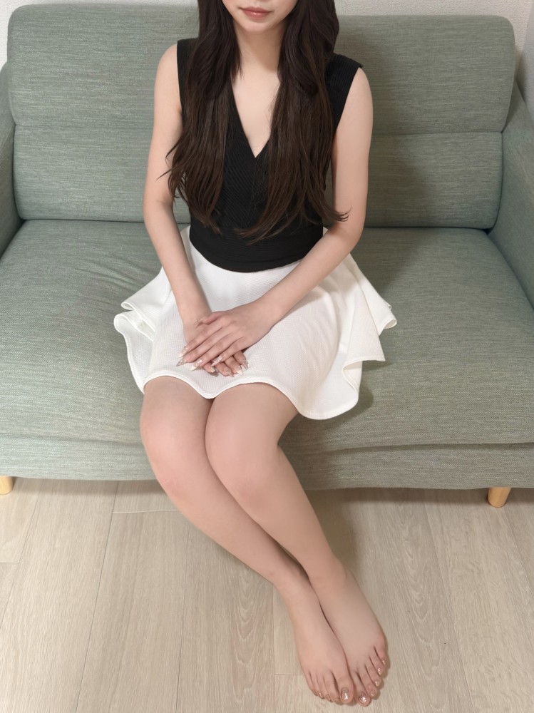 セラピスト ひな（メンズエステE.S-DOLL Premium 本店の詳細画像1枚目）