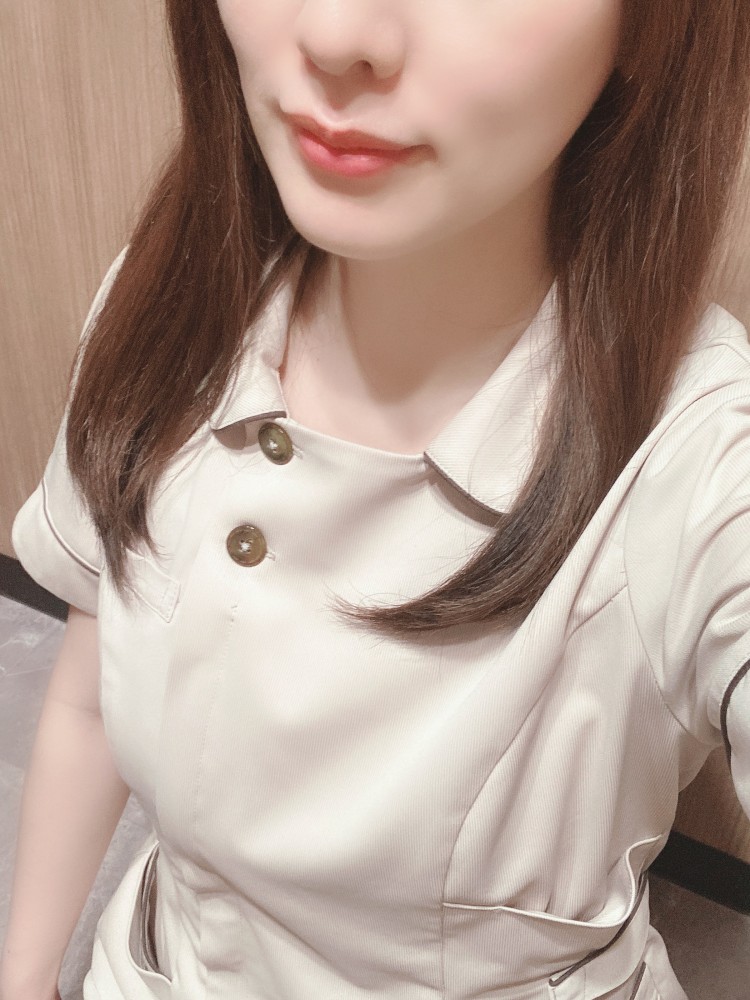 セラピスト 望月せいな（メンズエステEmbraceの詳細画像1枚目）
