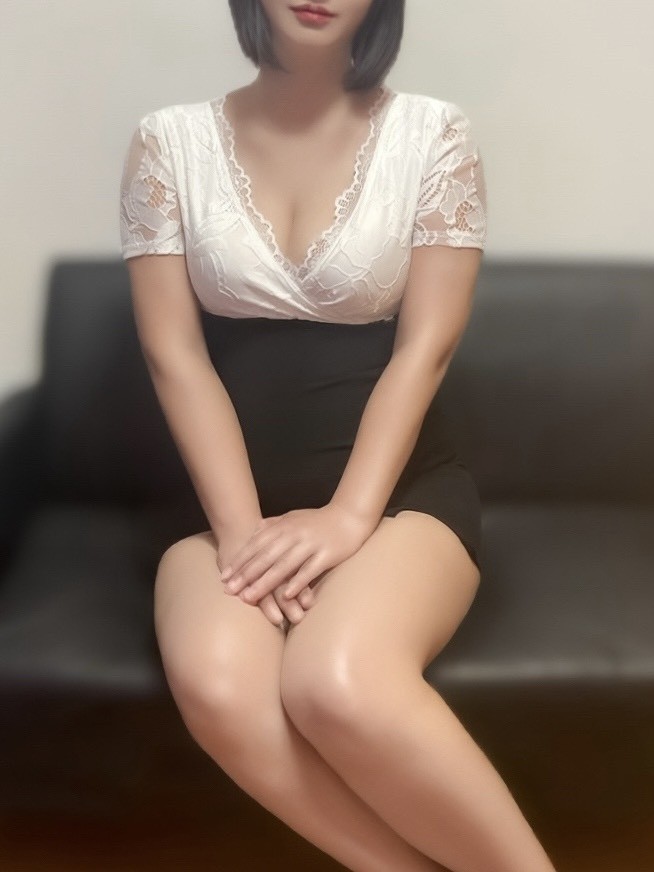 セラピスト 四条~シジョウ~（メンズエステMrs.Feliciarc 新大阪店(ミセスフェリシアーク)の詳細画像1枚目）