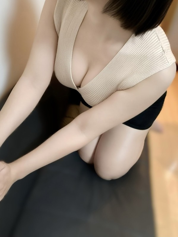 セラピスト 野乃（メンズエステ祇園 the.Mrs 新大阪店の詳細画像1枚目）