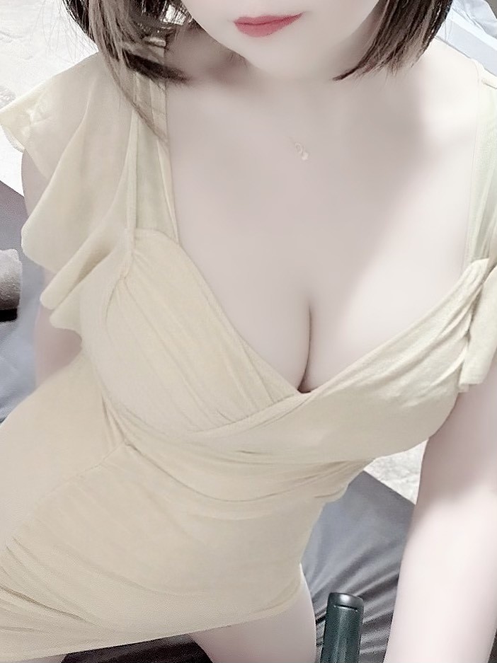 セラピスト 乃愛-のあ-（メンズエステMrs.Gold Tiara 京橋店の詳細画像1枚目）