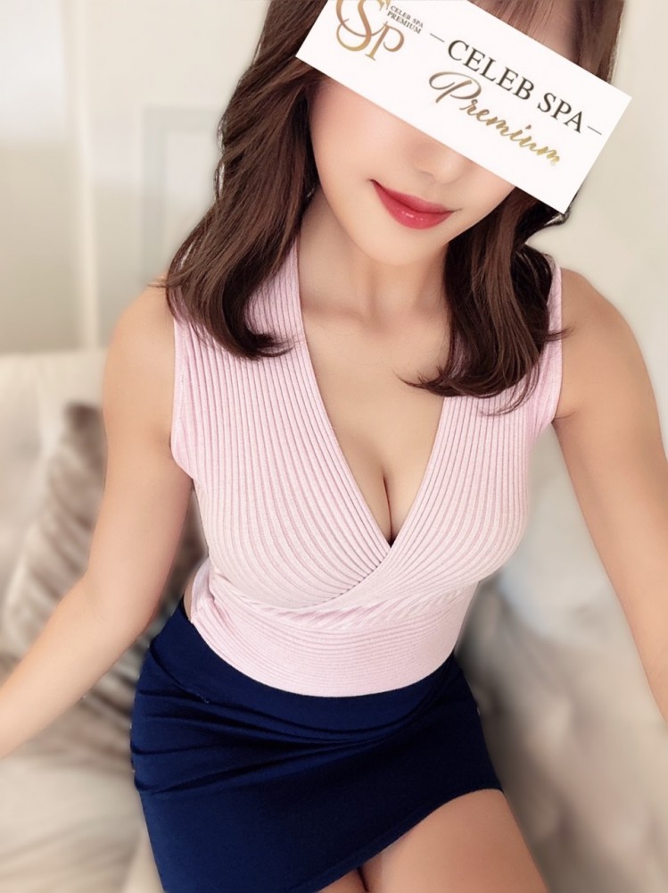 セラピスト 秋山 なるみ（メンズエステCELEB SPA PREMIUMの詳細画像1枚目）