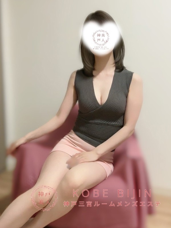 セラピスト ひなの（メンズエステ神戸美人の詳細画像1枚目）