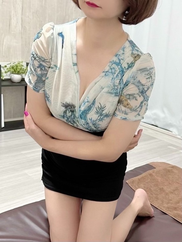 セラピスト 真白(ましろ）（メンズエステMrs.Merci SPA 京都ルームの詳細画像1枚目）