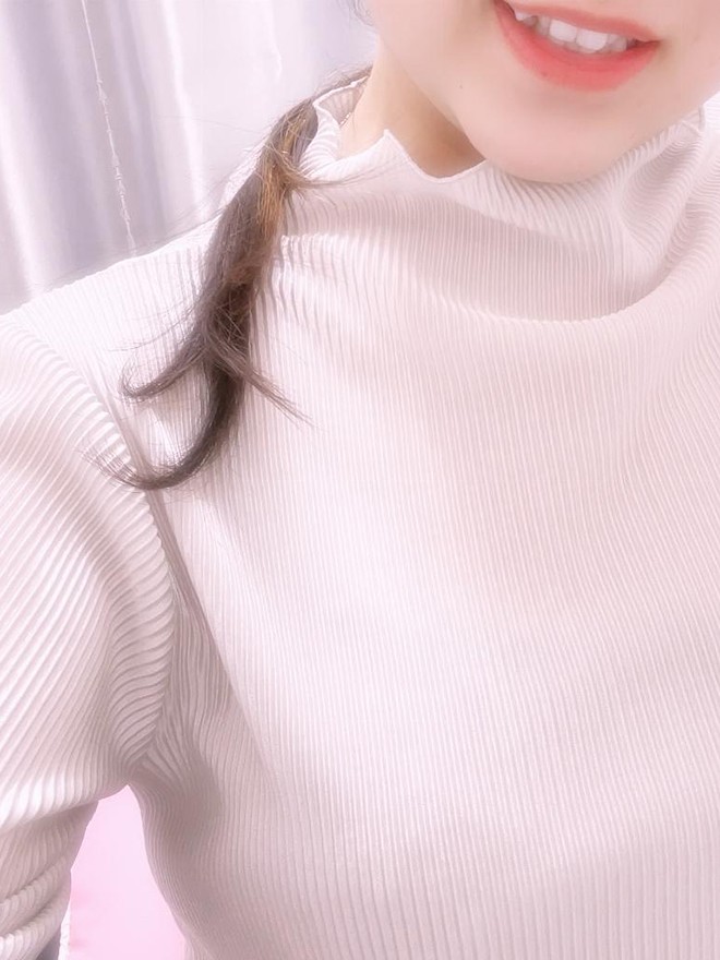 セラピスト 三月 みつき（出張マッサージミセス・ムーンR 神戸店(出張)の詳細画像1枚目）