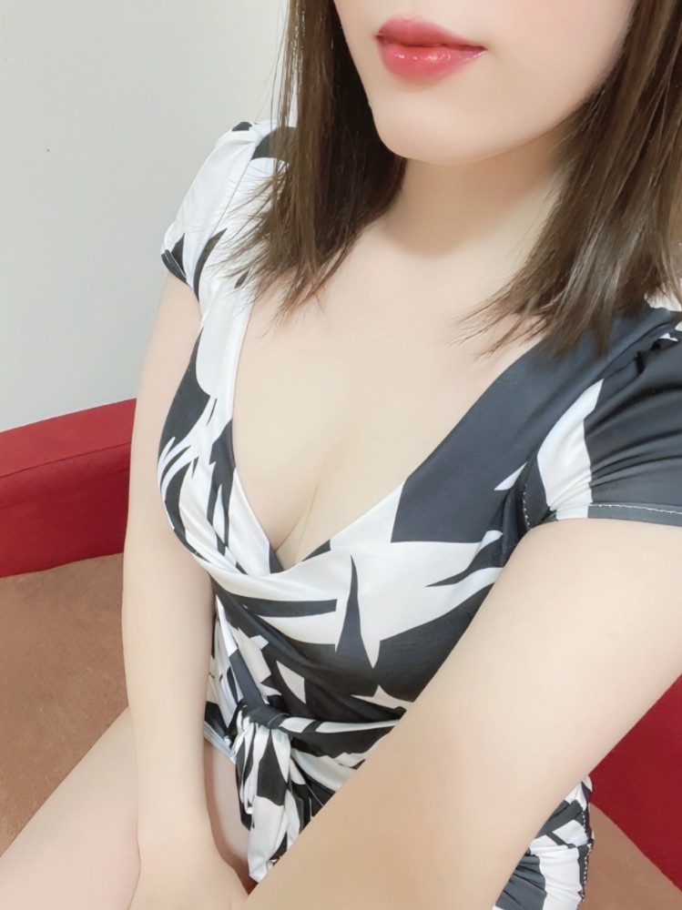 セラピスト 美月（みつき）（メンズエステMrs.OnlyOne 新大阪店の詳細画像1枚目）