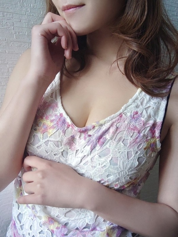セラピスト 寧々(ねね)（メンズエステMRS VIOLAの詳細画像1枚目）