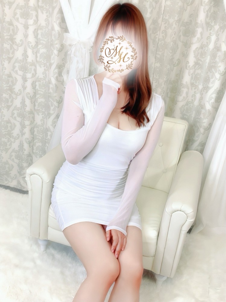 セラピスト 夏目 ひかる（出張マッサージMRS mademoiselle(出張)の詳細画像1枚目）