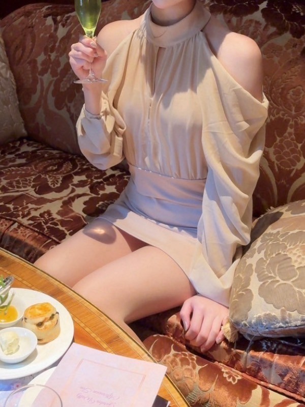セラピスト 野々宮あかり（出張マッサージQUEEN LUXURYの詳細画像1枚目）