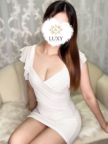 セラピスト まな（出張マッサージLUXY (出張)の詳細画像1枚目）