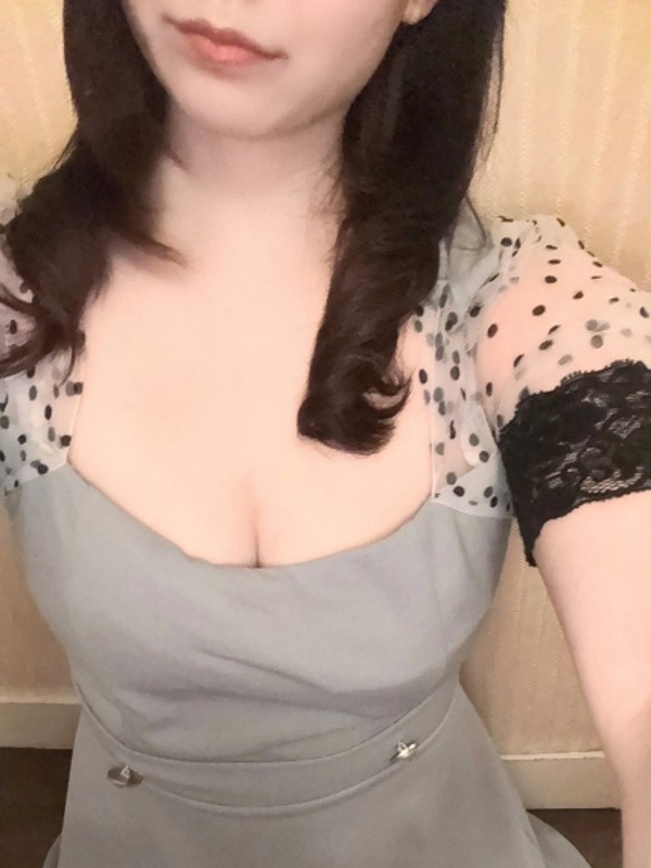 セラピスト 知花 さくら（メンズエステシークレットルーム ヒマワリの詳細画像1枚目）