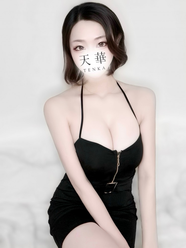 セラピスト 星乃ひな（メンズエステ天華の詳細画像1枚目）