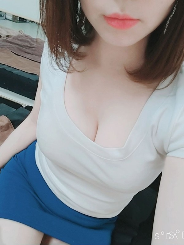 セラピスト うらら（メンズエステTheoryの詳細画像1枚目）